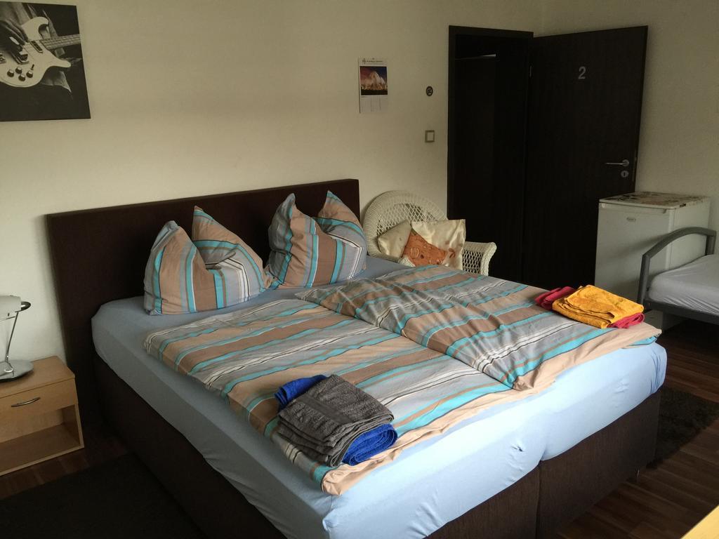 Gaestehaus Peterhoff Birresdorf Chambre photo