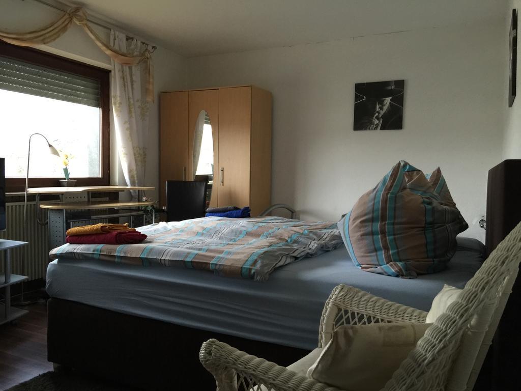 Gaestehaus Peterhoff Birresdorf Chambre photo